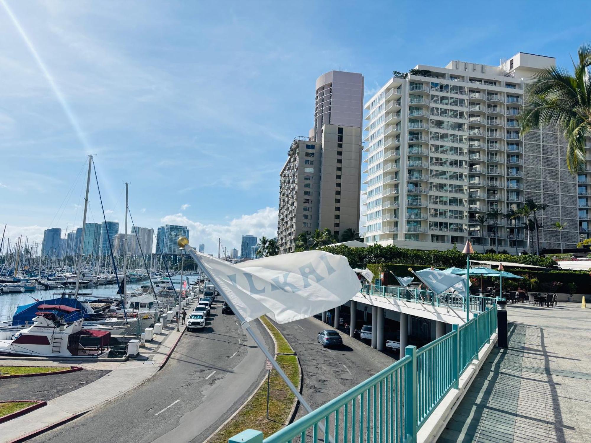Ilikai Apt 308 - Spacious Studio With Stunning Ocean & Harbor Views 호놀룰루 외부 사진